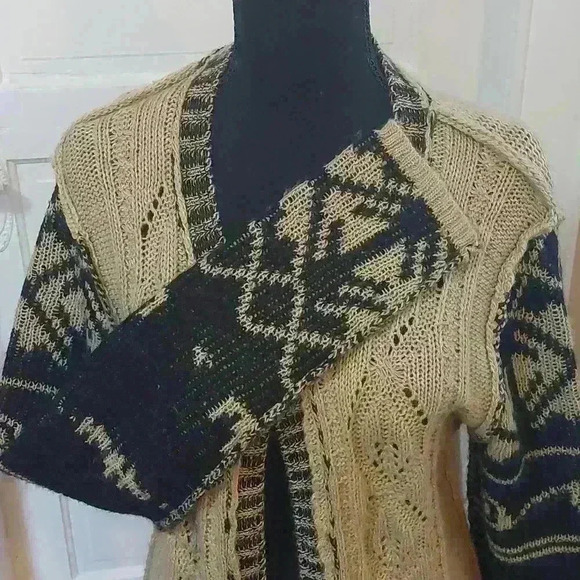 BKE Cardigan #0117E - Picture 5 of 6